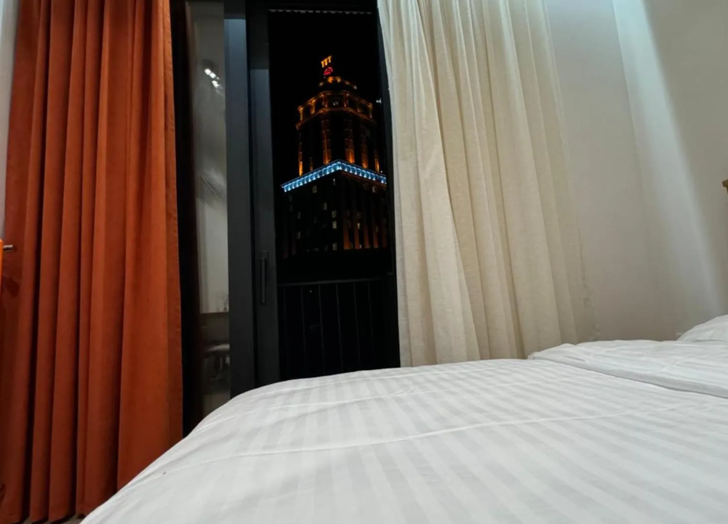 Niari Apartments 3 In Old Batumi